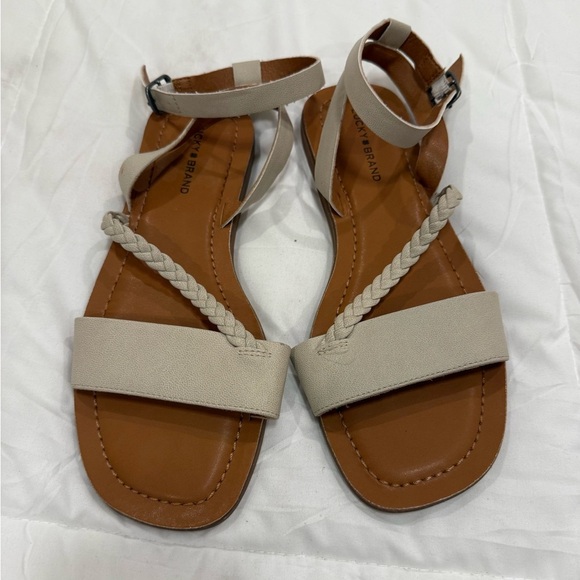 Lucky Brand Women's Asymmetric-Strap Flat Sandals Size 7.5 - Picture 3 of 5